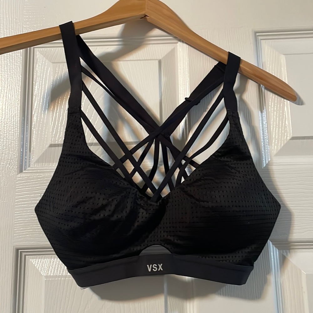 Victoria Secret Sports strappy sports bra